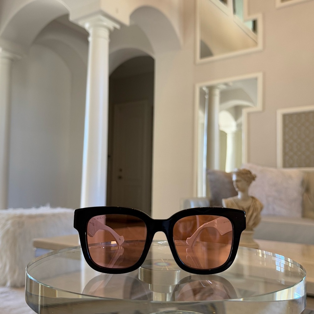 🌟 SOLD 🌟 NWT Gucci Sunglasses